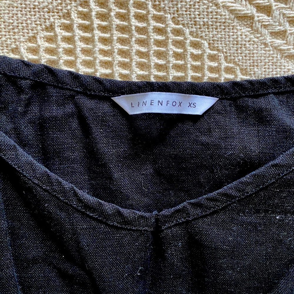 Linenfox Hazel top in black XS